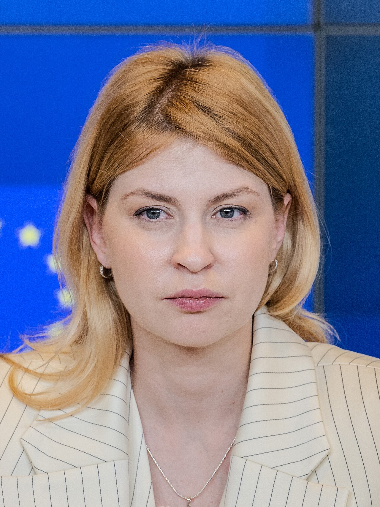 Ukraine : l'UE valide définitivement un prêt de 90 milliards d'euros et un nouveau paquet de sanctions contre Moscou